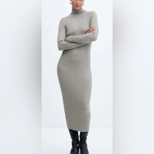NWOT Mango size M Gray Turtleneck Maxi Dress